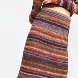 Zara Midi Stretch Skirt Purple Mauve Blue Skirt